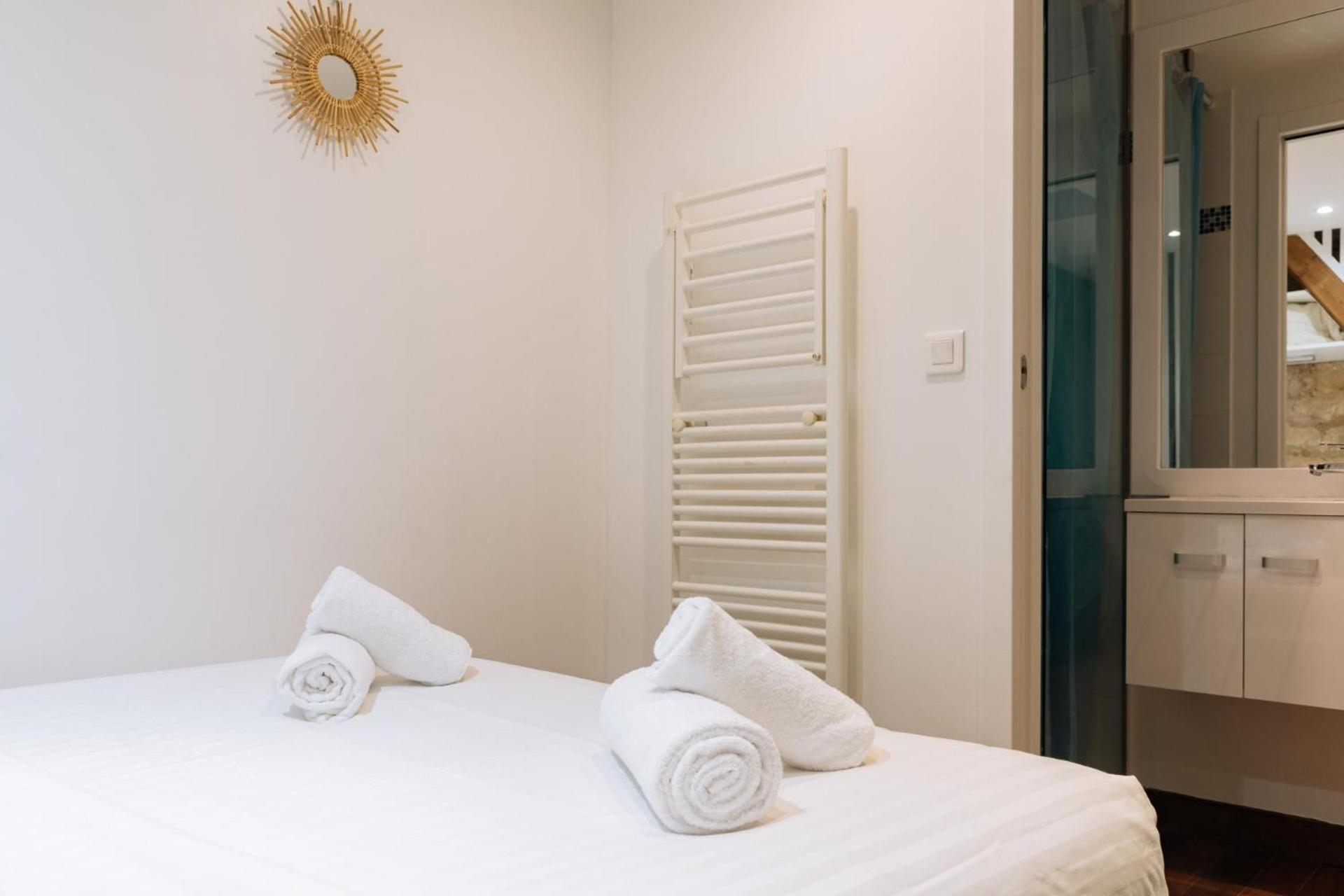 Modern 1 Bedroom Apartment Near Eiffel Tower Paris Exteriör bild